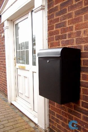 G2 Secure Parcel Box - Black - Image 2